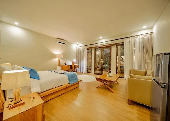 Domino - *new* Luxurious 2br W/ Pool @central Villa