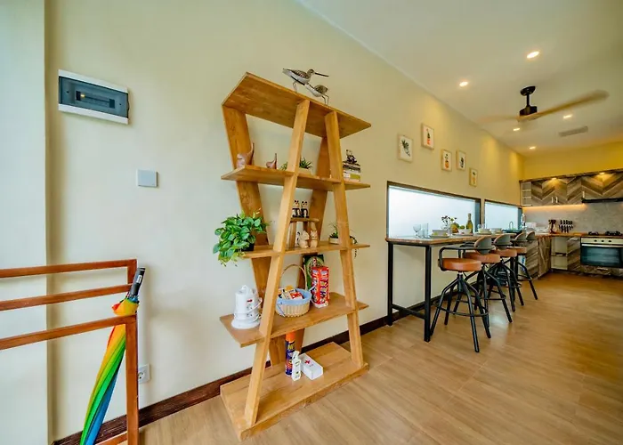 Domino - *new* Luxurious 2br W/ Pool @central * Seminyak (Bali)
