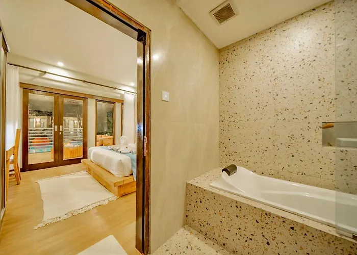 Villa Domino - *new* Luxurious 2br W/ Pool @central *
