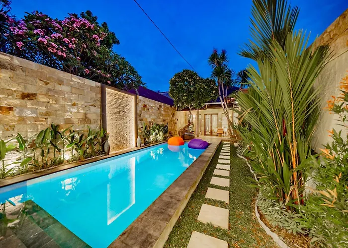Domino - *new* Luxurious 2br W/ Pool @central Villa