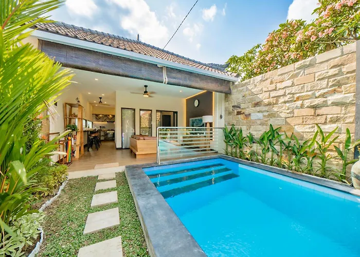 Domino - *new* Luxurious 2br W/ Pool @central Villa Seminyak (Bali)