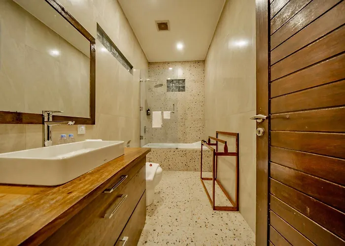 Domino - *new* Luxurious 2br W/ Pool @central Villa *